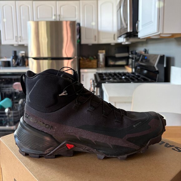 Salomon Women's Cross Hike 2 Mid Gore-Tex Black/Chocolate Plum - Picture 1 of 5